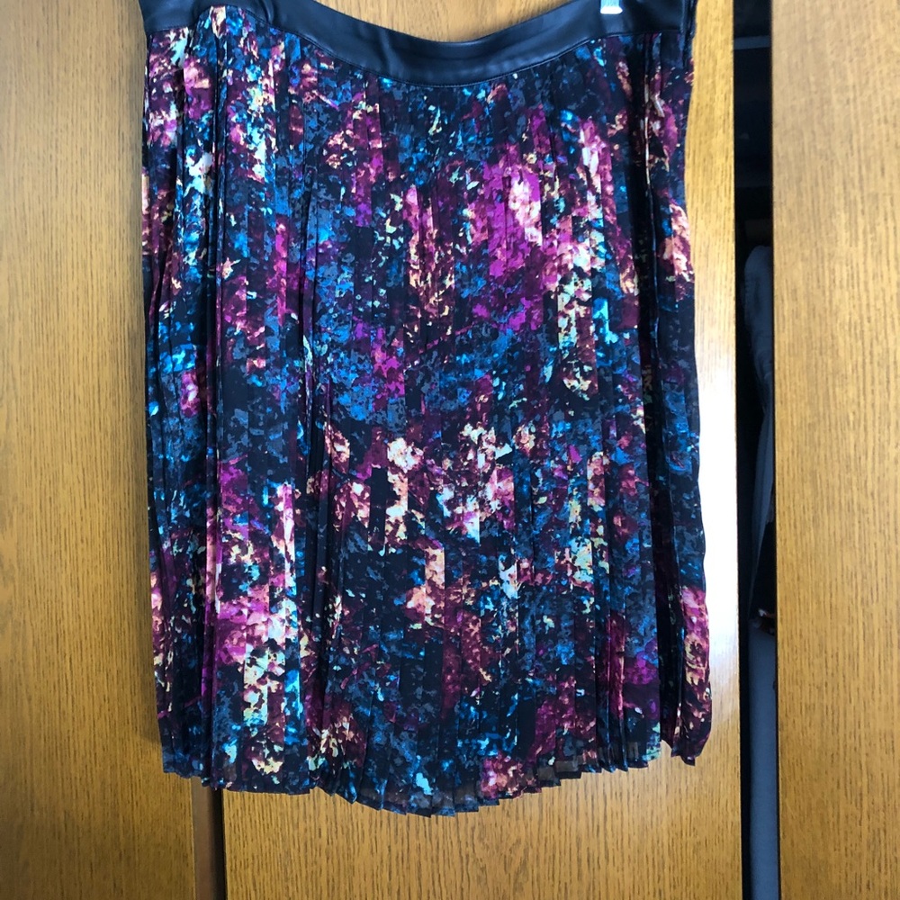 Gently used Mossimo Skirt